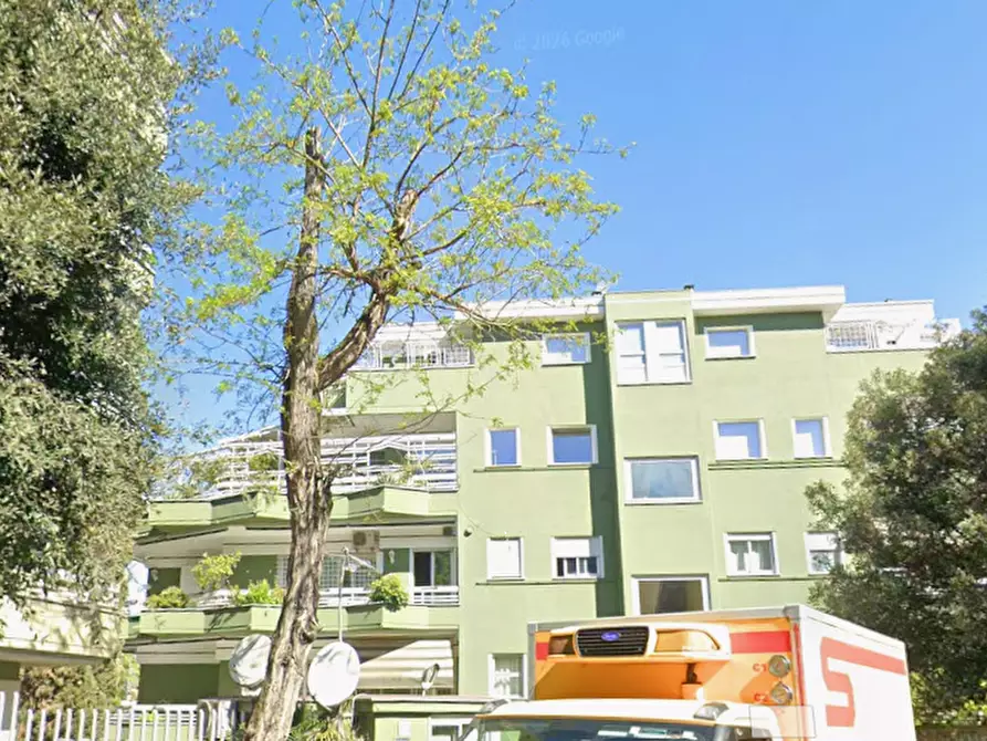 Immagine 6 di Appartamento in vendita  in Viale Cortina d'Ampezzo a Roma
