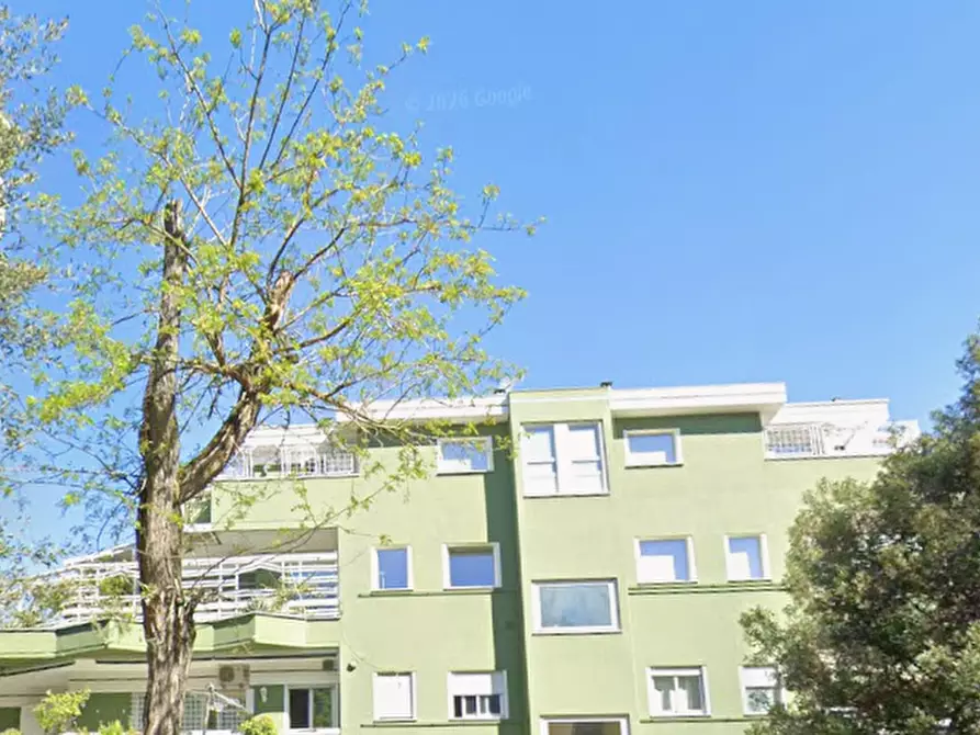 Immagine 7 di Appartamento in vendita  in Viale Cortina d'Ampezzo a Roma