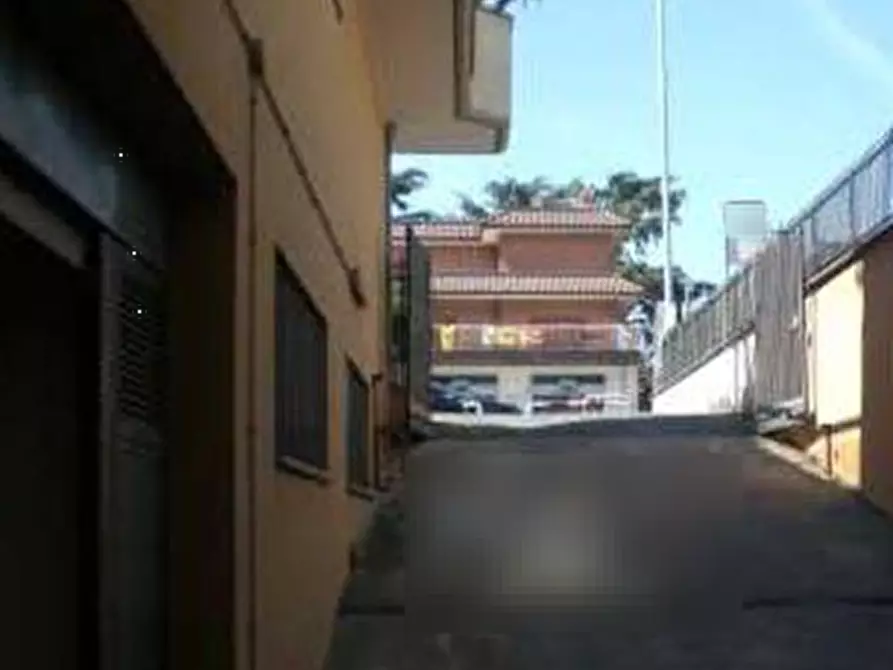 Immagine 1 di Appartamento in vendita  in Via Casilina a Roma