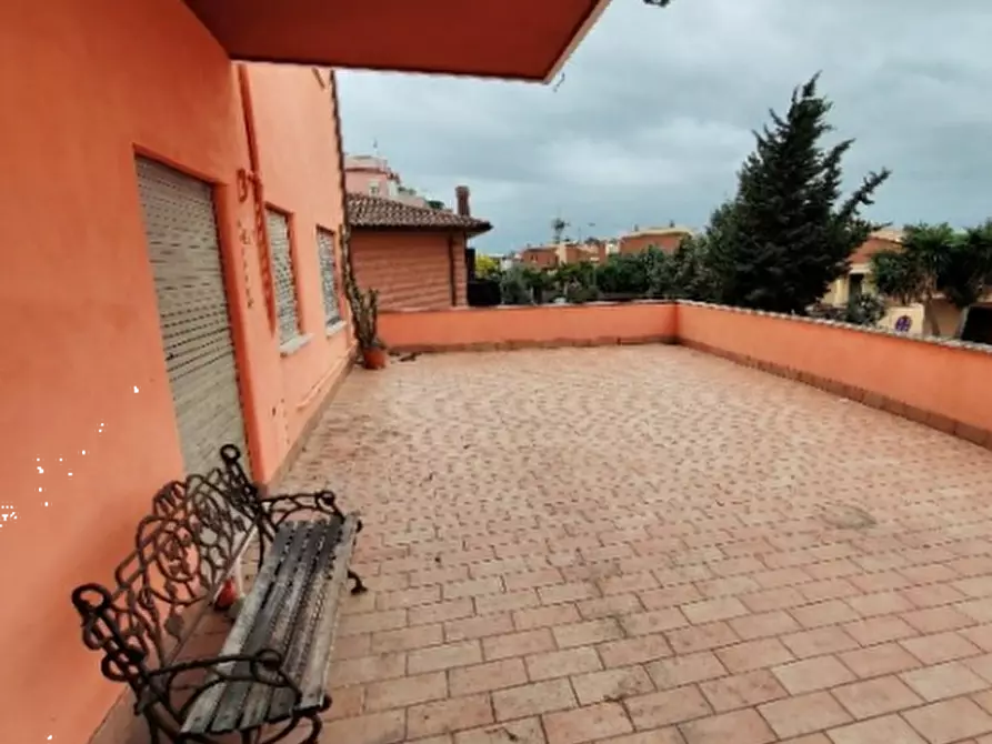 Immagine 2 di Appartamento in vendita  in Via degli Estensi a Roma