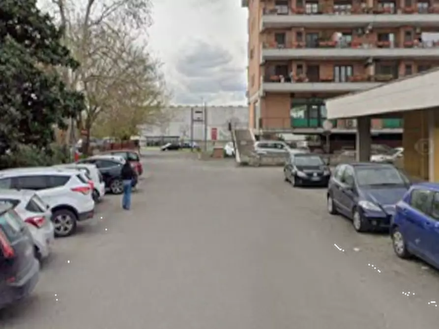 Immagine 14 di Negozio in vendita  in Via Monviso a Monterotondo