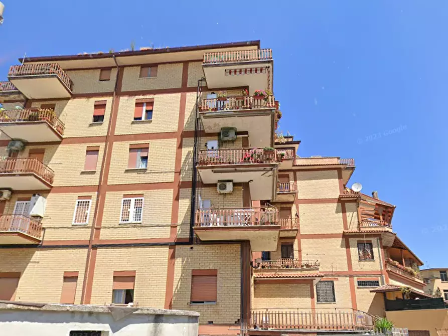 Immagine 4 di Appartamento in vendita  in Via Mezzoiuso a Roma