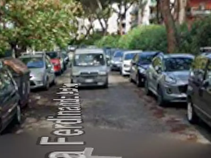 Immagine 14 di Appartamento in vendita  in Via Ferdinando Acton a Roma