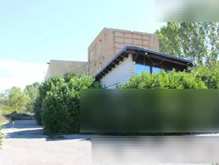 Immagine 1 di Capannone industriale in vendita  in Via delle Vignole a L'aquila