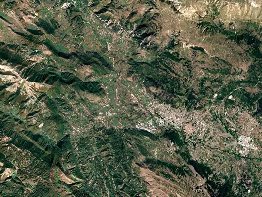 Immagine 8 di Capannone industriale in vendita  in Via delle Vignole a L'aquila