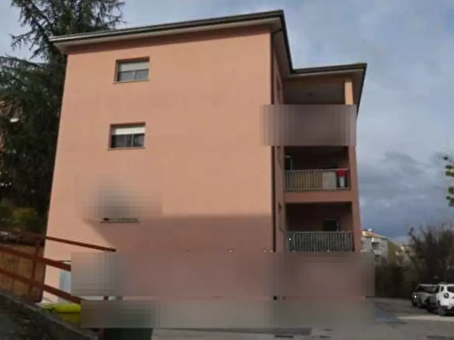 Immagine 1 di Appartamento in vendita  in Via Beffi a L'aquila
