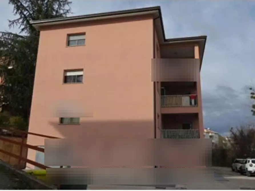 Immagine 6 di Appartamento in vendita  in Via Beffi a L'aquila