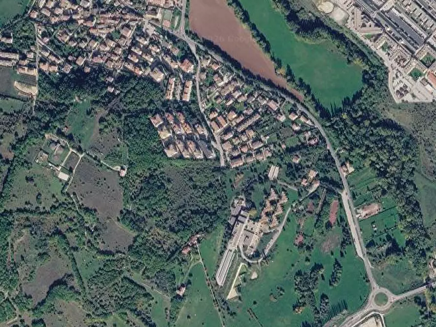 Immagine 15 di Appartamento in vendita  in Via Beffi a L'aquila