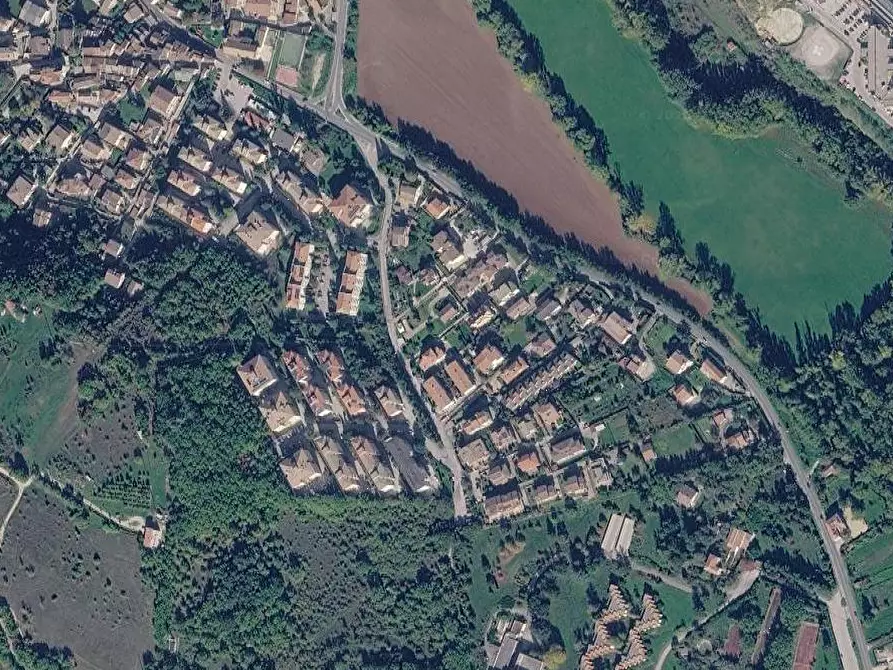 Immagine 16 di Appartamento in vendita  in Via Beffi a L'aquila