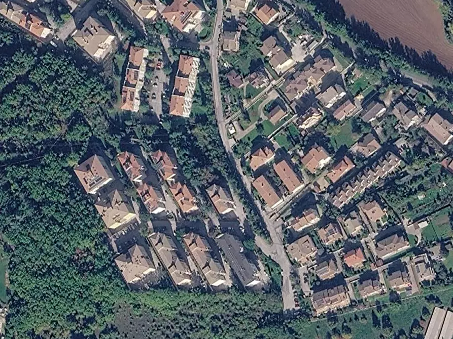 Immagine 17 di Appartamento in vendita  in Via Beffi a L'aquila