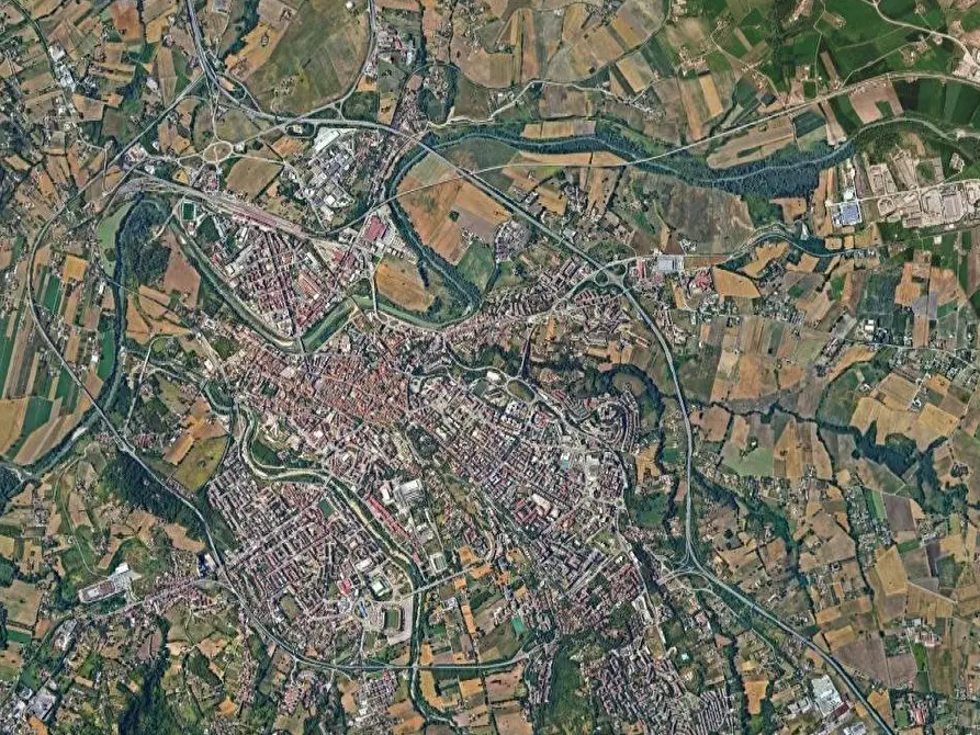 Immagine 10 di Porzione di casa in vendita  in Via ponticelli a Benevento