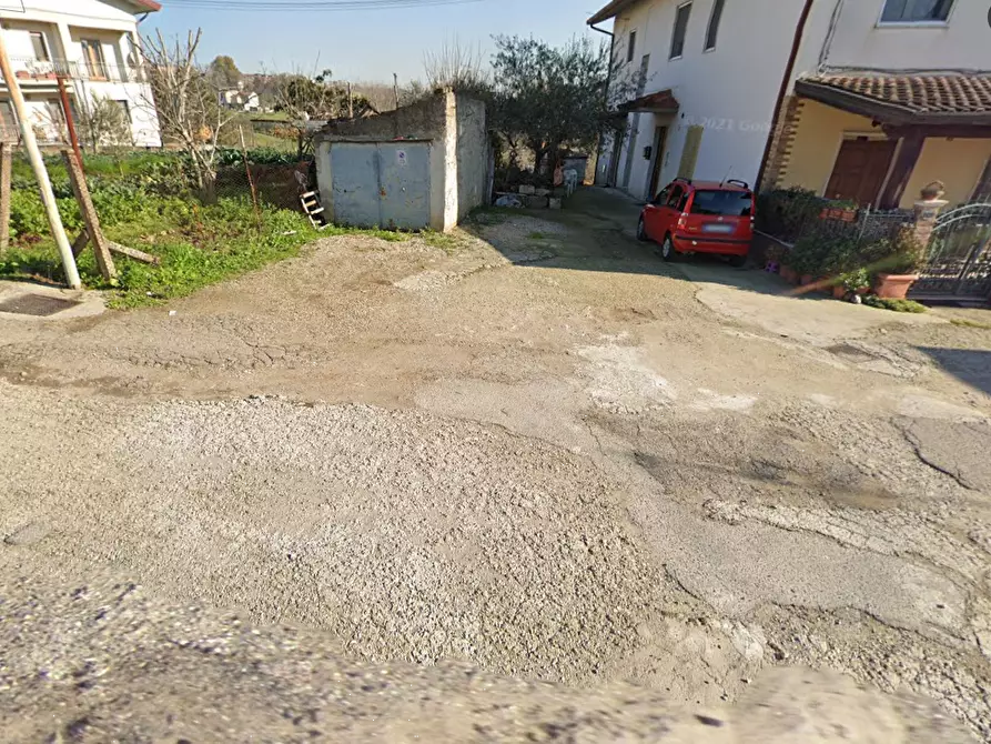 Immagine 5 di Porzione di casa in vendita  in Via ponticelli a Benevento