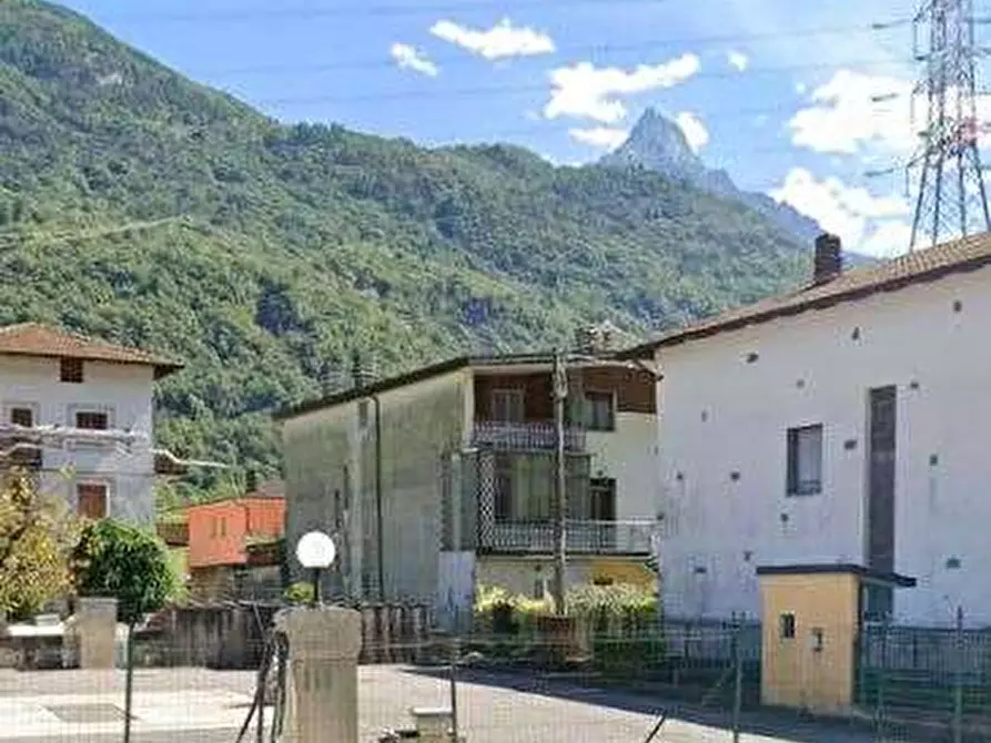 Immagine 9 di Appartamento in vendita  in Via Nazionale a Sellero