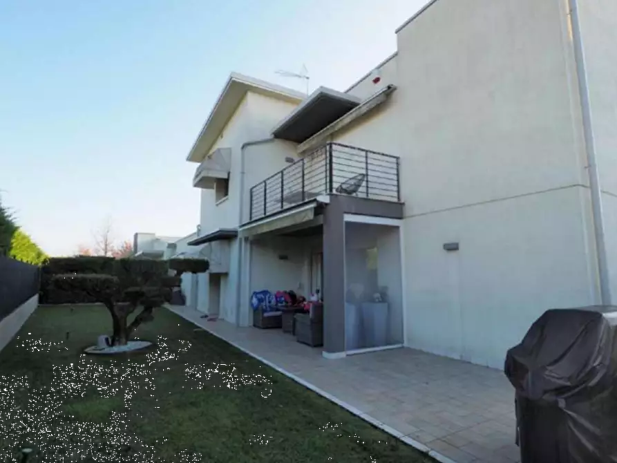 Immagine 5 di Villetta a schiera in vendita  in via Montereale a Pordenone