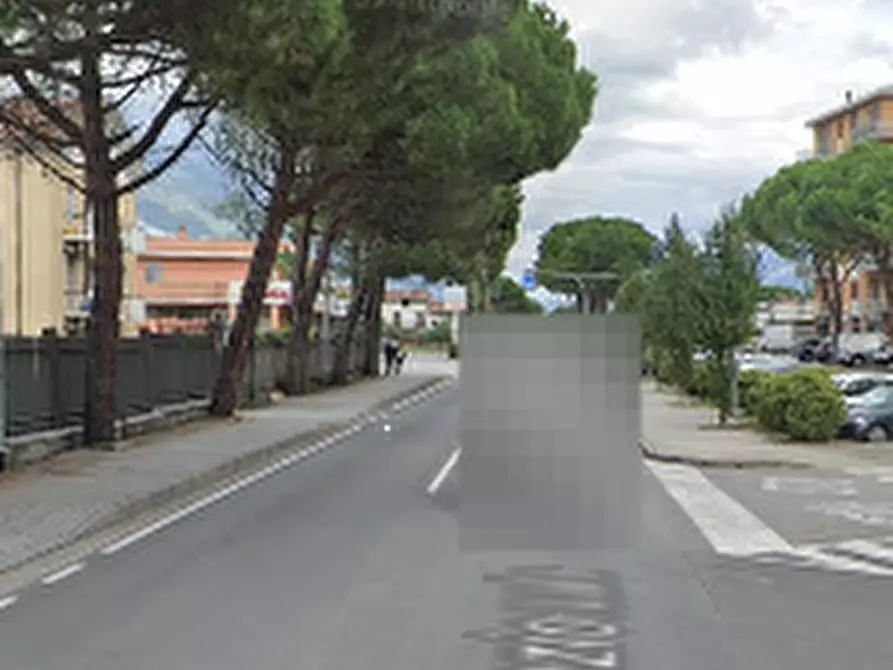 Immagine 7 di Garage in vendita  in Via Nazionale a Colico