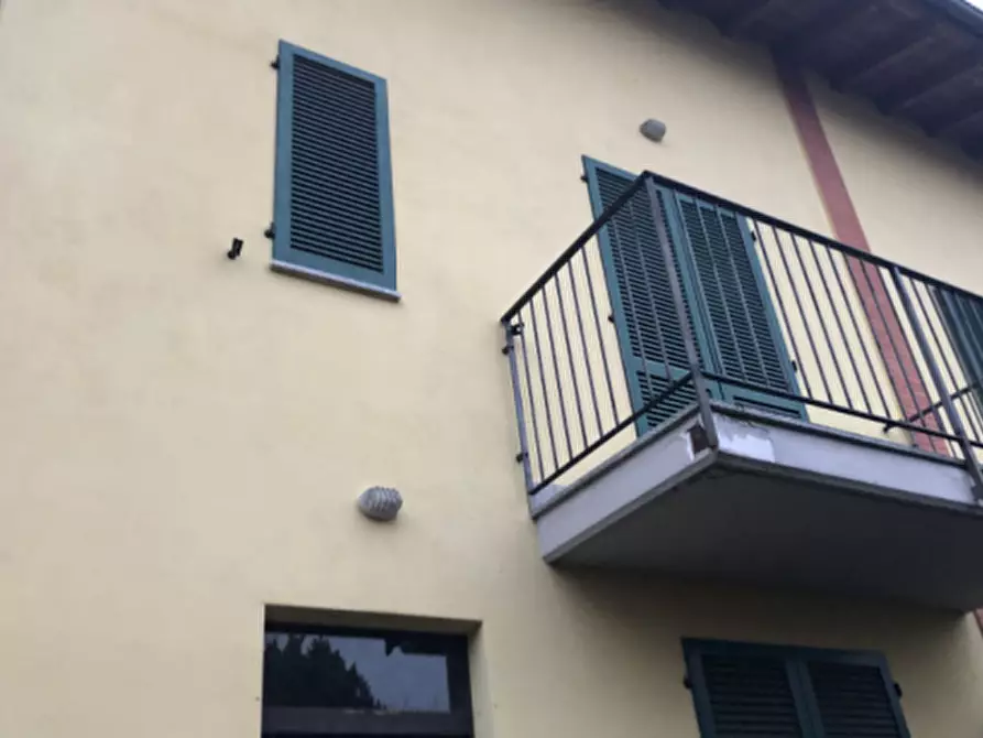 Immagine 7 di Villetta a schiera in vendita  in Via Genova a Mercallo