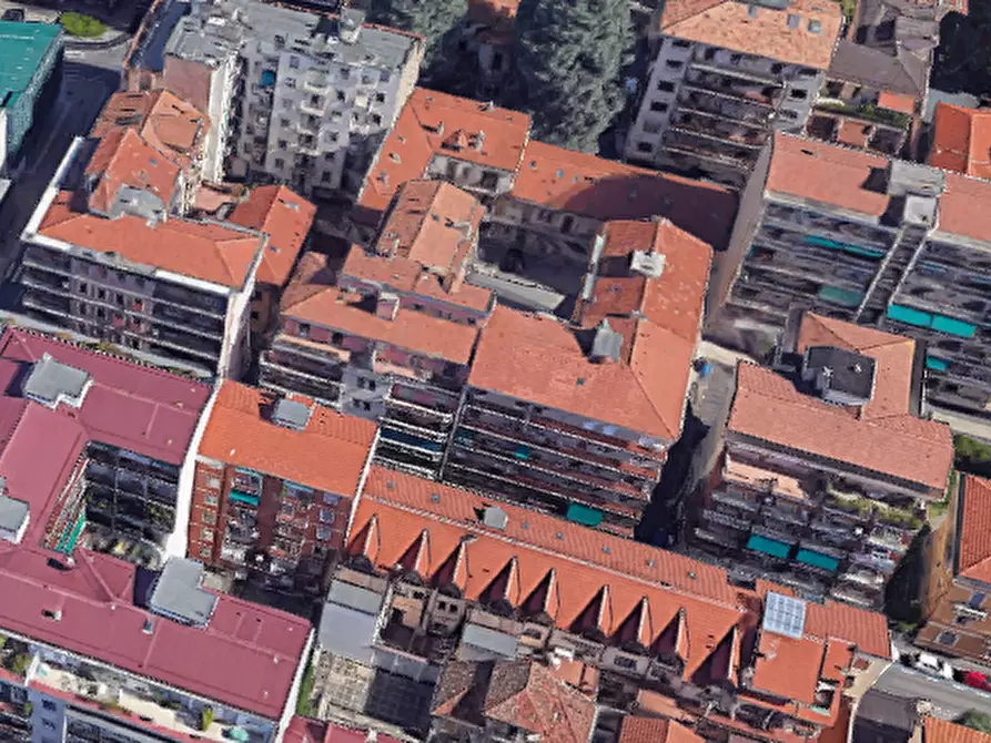 Immagine 4 di Appartamento in vendita  in Via Speri della Chiesa Jemoli a Varese