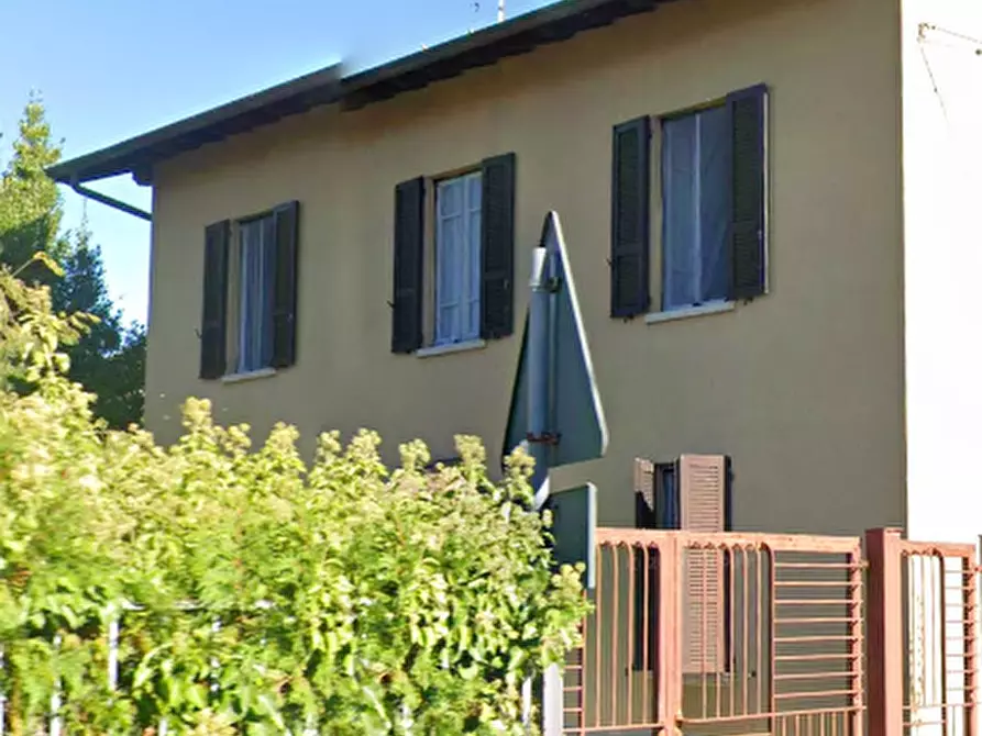 Immagine 15 di Casa indipendente in vendita  in Via Alioli e Sassi a Gavirate