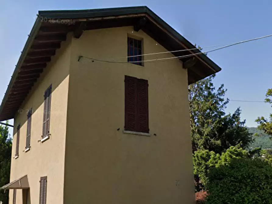 Immagine 17 di Casa indipendente in vendita  in Via Alioli e Sassi a Gavirate