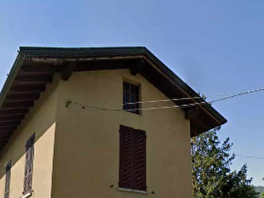 Immagine 26 di Casa indipendente in vendita  in Via Alioli e Sassi a Gavirate