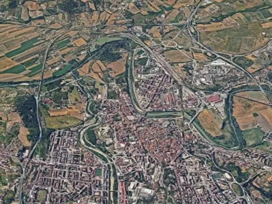 Immagine 7 di Negozio in vendita  in Viale principe di Napoli a Benevento