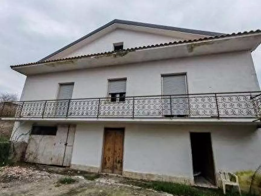 Immagine 1 di Casa indipendente in vendita  in contrada Felci a Pignataro Interamna