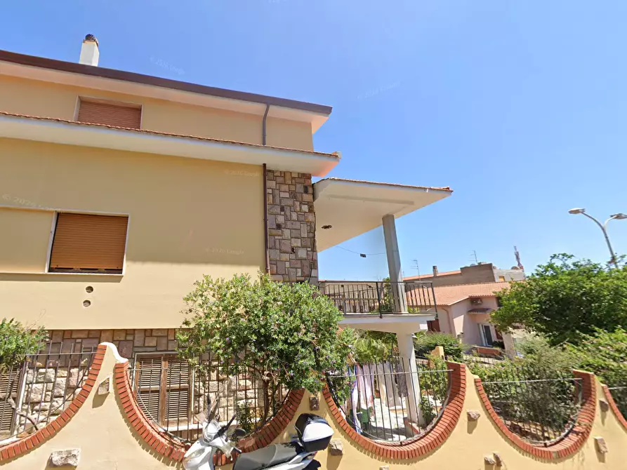 Immagine 2 di Appartamento in vendita  in Via S. G. Bosco a Sant'antioco