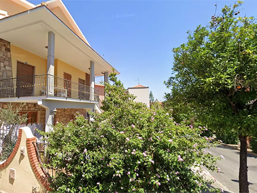 Immagine 1 di Appartamento in vendita  in Via S. G. Bosco a Sant'antioco