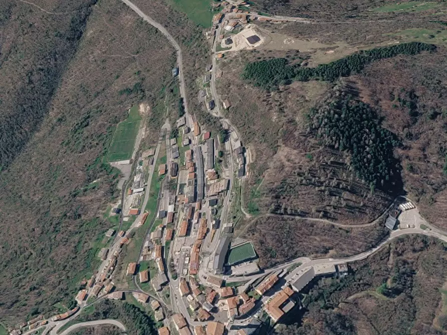 Immagine 4 di Garage in vendita  in Vicolo San Giovanni Bosco  a Lusiana Conco