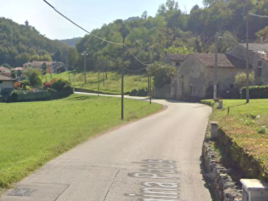Immagine 8 di Terreno agricolo in vendita  in Via Regina Pacis a Castelgomberto