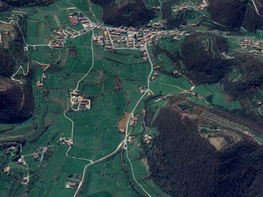 Immagine 10 di Terreno agricolo in vendita  in Via Regina Pacis a Castelgomberto