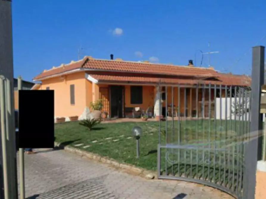 Immagine 3 di Porzione di villa in vendita  in Via Amilcare Cipriani a Anzio