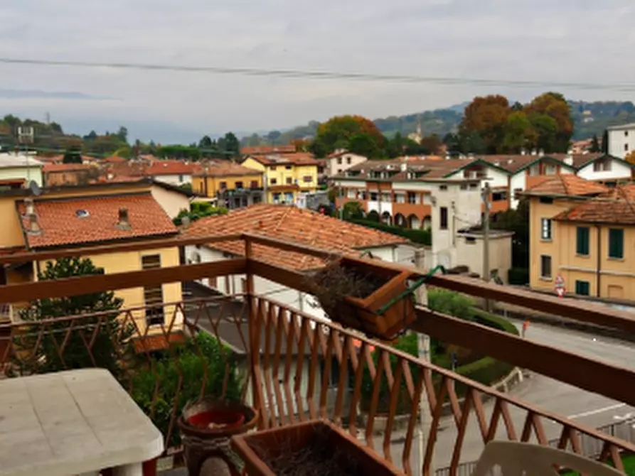 Immagine 5 di Appartamento in vendita  in Via Risorgimento a Olgiate Molgora