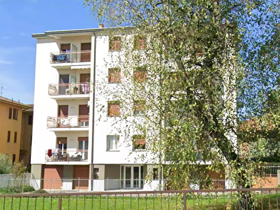 Immagine 14 di Appartamento in vendita  in Via Risorgimento a Olgiate Molgora