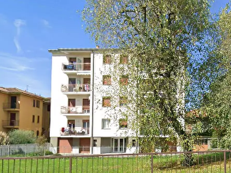 Immagine 15 di Appartamento in vendita  in Via Risorgimento a Olgiate Molgora