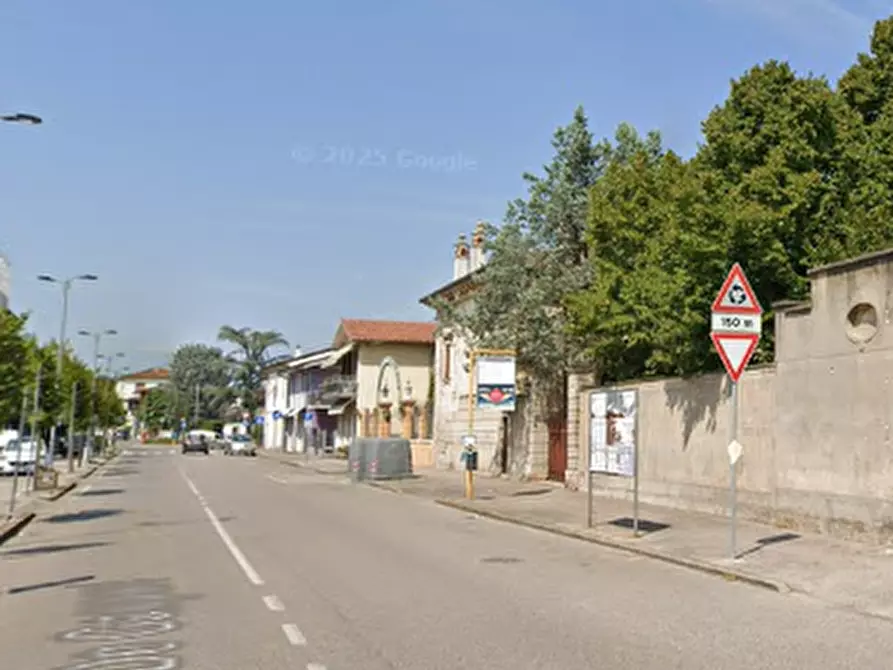 Immagine 11 di Ufficio in vendita  in Piazza A. De Gasperi a San Giovanni Lupatoto
