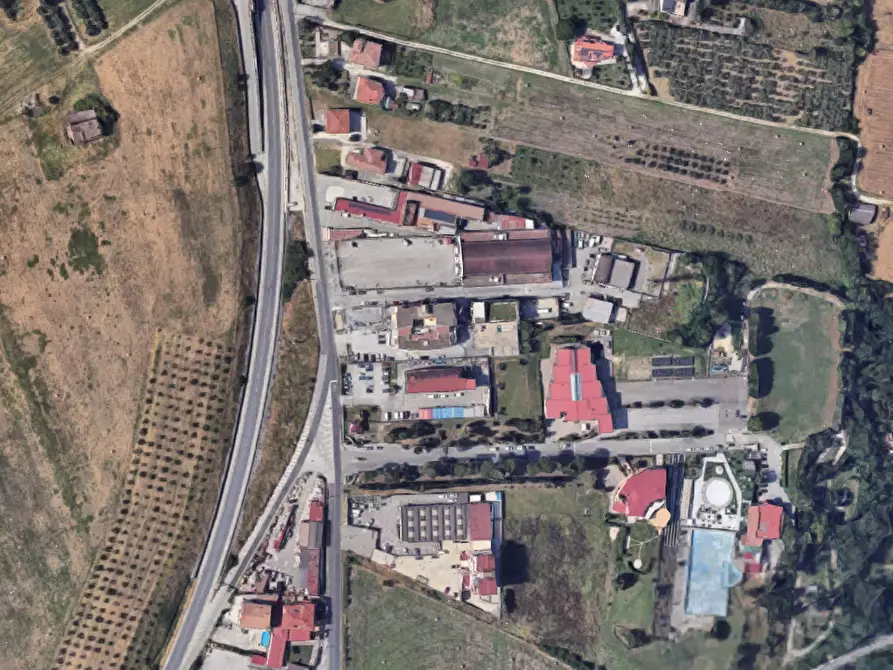 Immagine 2 di Negozio in vendita  in Contrada San Chirico a Benevento