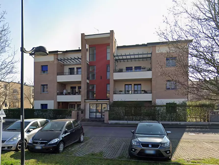 Immagine 1 di Appartamento in vendita  in Via Serge Reggiani a Reggio Nell'emilia