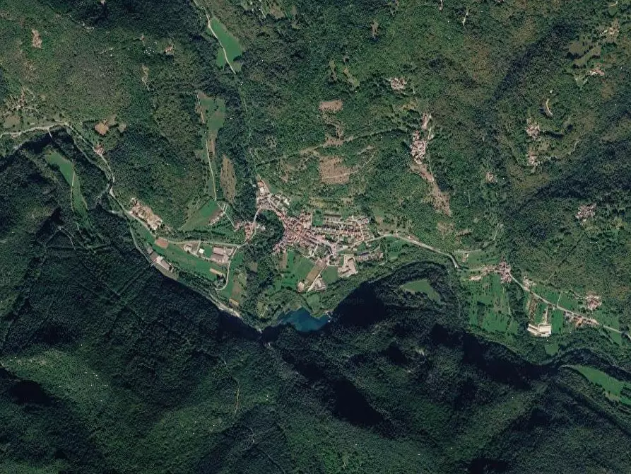 Immagine 10 di Casa indipendente in vendita  in Via Aldo Beltricco a San Damiano Macra