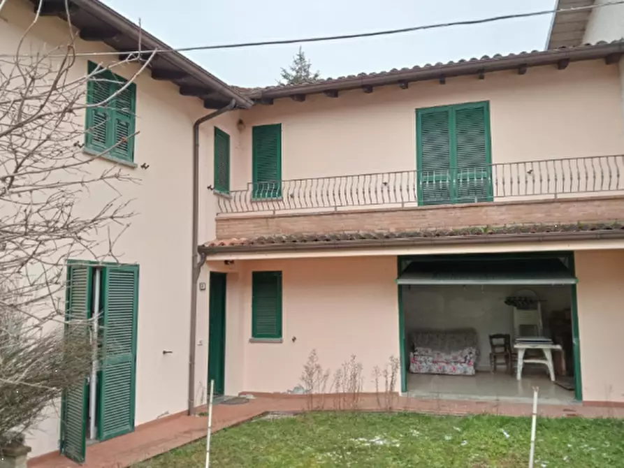 Immagine 1 di Appartamento in vendita  in Via Monchio a Castelnovo Ne' Monti