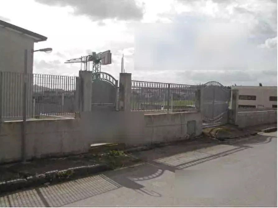 Immagine 9 di Capannone industriale in vendita  in Lunamatrona a Lunamatrona
