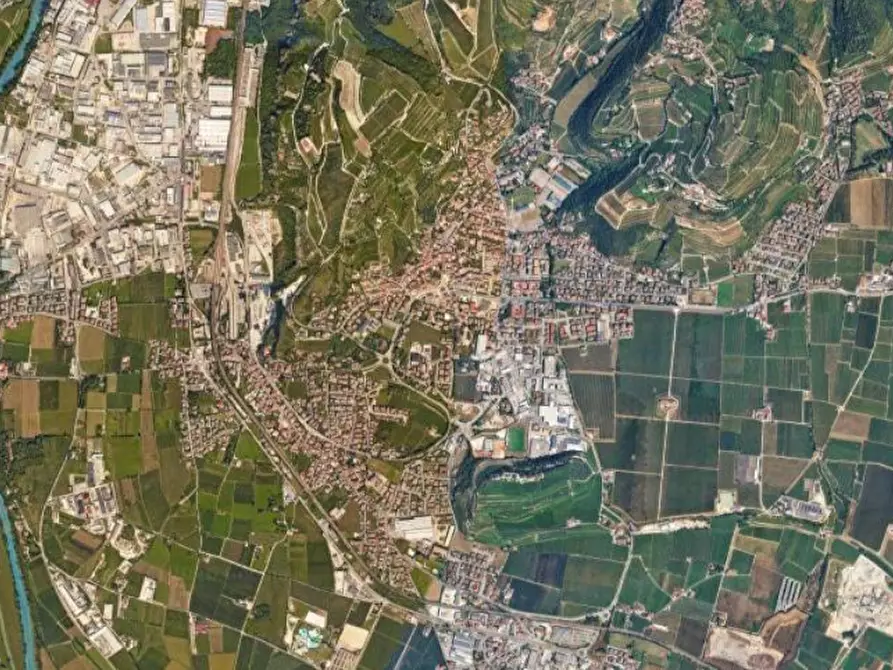 Immagine 6 di Appartamento in vendita  in Via Matteotti a Sant'ambrogio Di Valpolicella