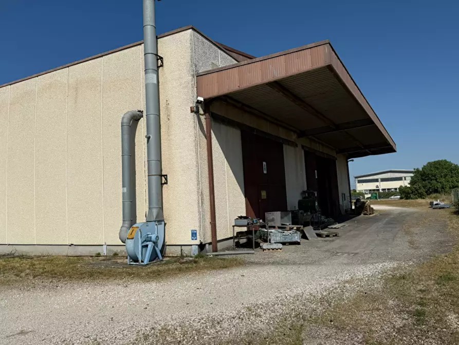 Immagine 3 di Capannone industriale in vendita  in via Cirillo Bassi a Galliera