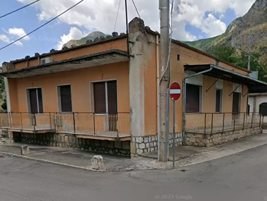 Immagine 9 di Casa indipendente in vendita  in Via Leonardo Da Vinci a Venafro