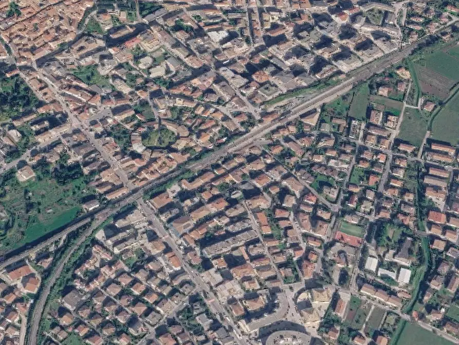 Immagine 19 di Casa indipendente in vendita  in Via Leonardo Da Vinci a Venafro