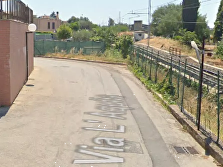 Immagine 5 di Garage in vendita  in Via L' Aquila a Albano Laziale