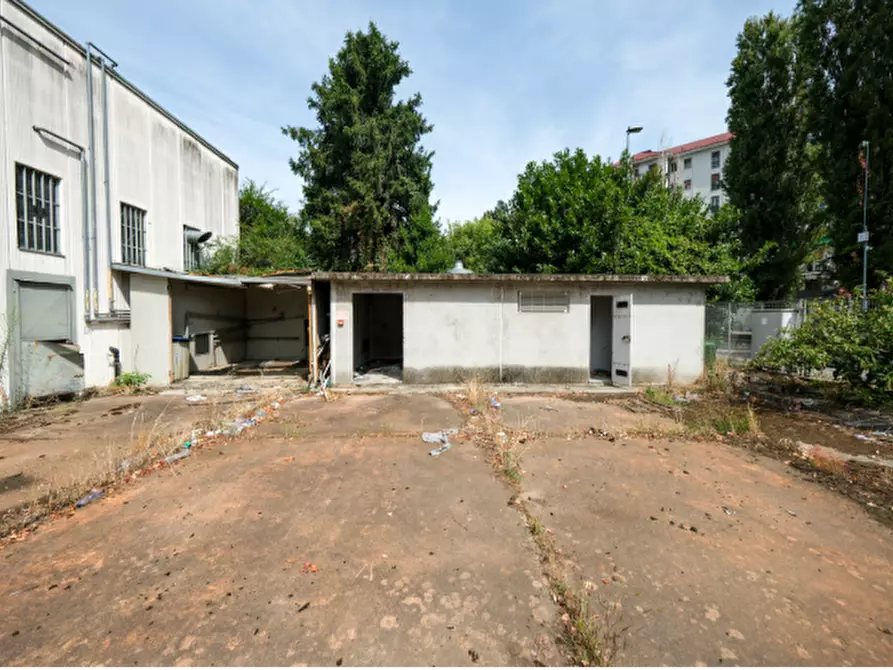 Immagine 4 di Laboratorio in vendita  in Via P. Mascagni a Casarile