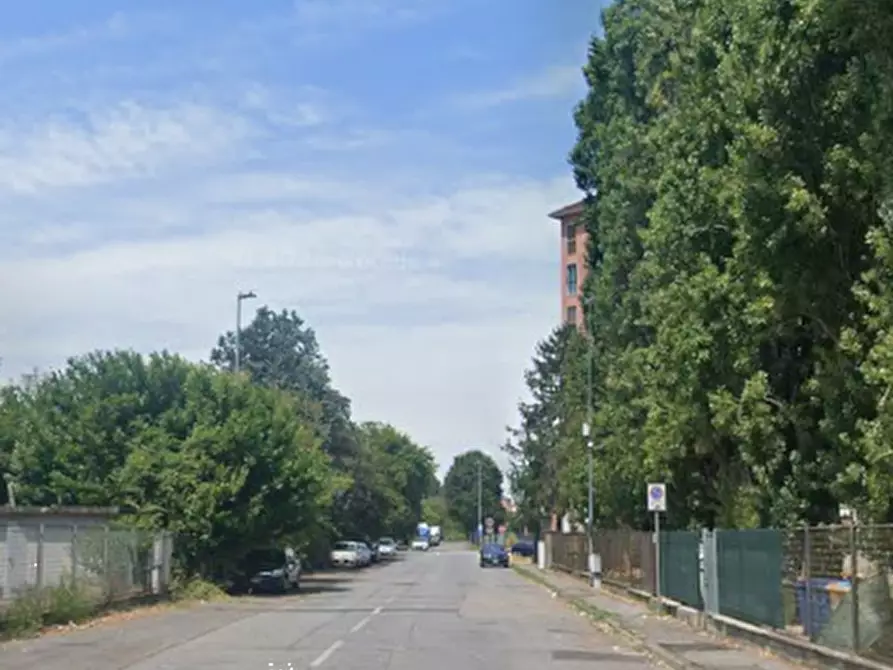 Immagine 12 di Laboratorio in vendita  in Via P. Mascagni a Casarile