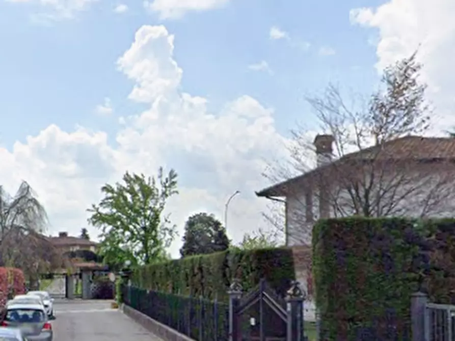 Immagine 11 di Posto auto in vendita  in Via per Inzago a Cassano D'adda