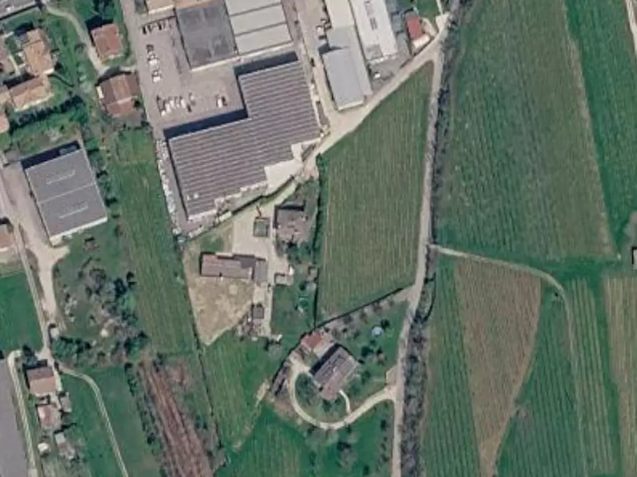 Immagine 3 di Magazzino in vendita  in Via Rui Stort a Farra Di Soligo